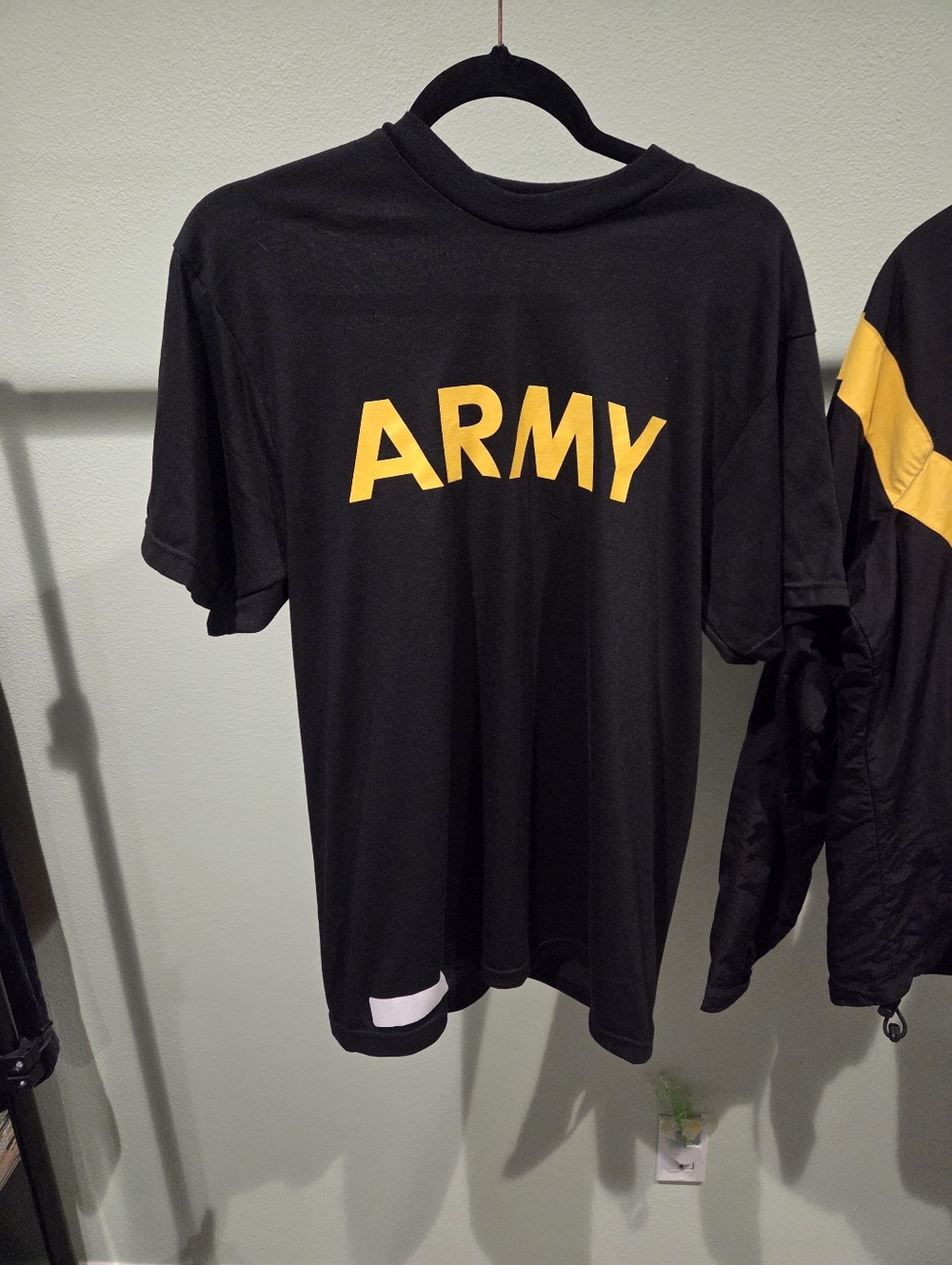 Uniqlo Kids Black and Yellow Army Tee & Windbreaker Set - Picture 2 of 8